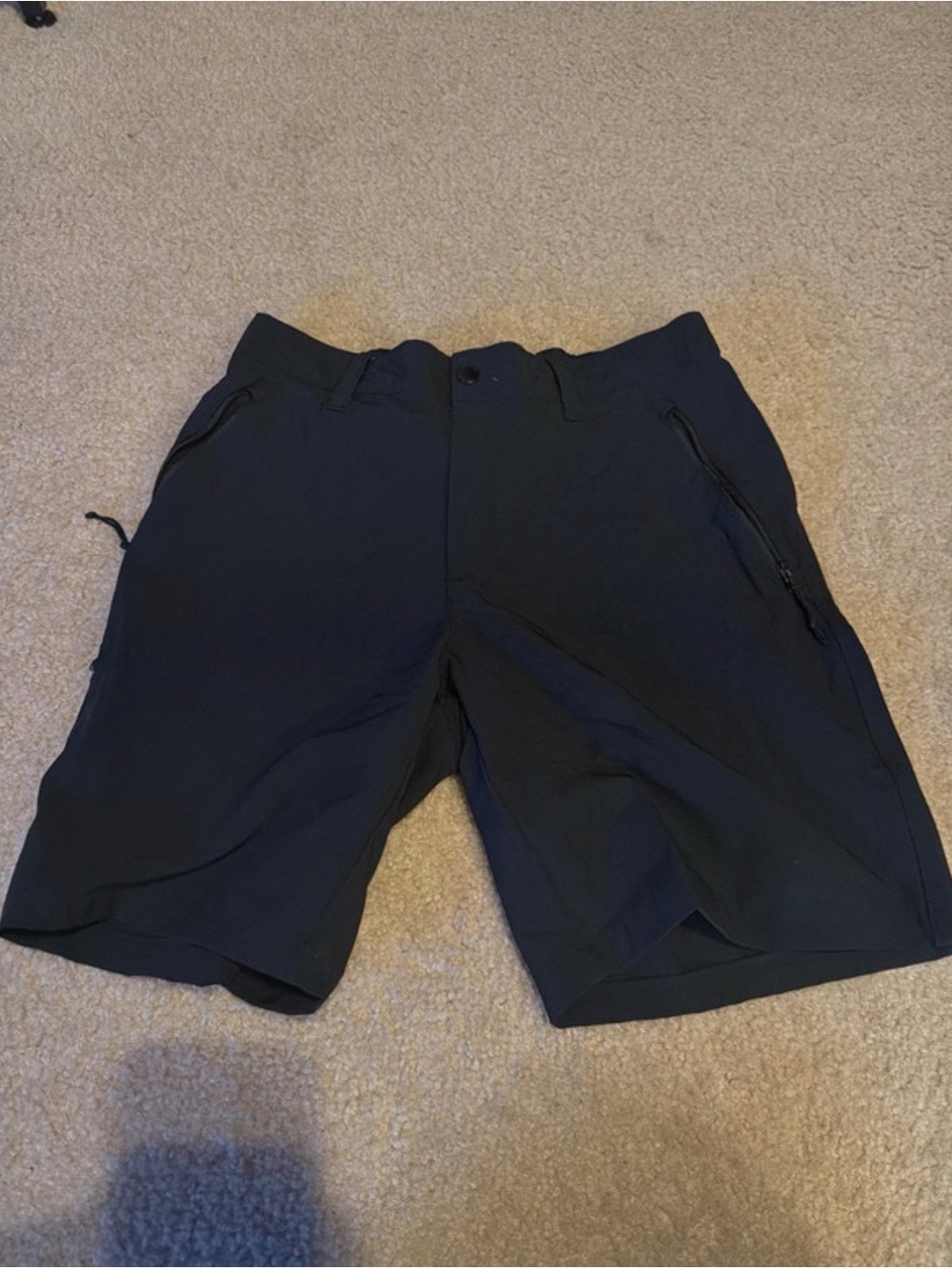 Columbia Men's Black Athletic Shorts with Zip Pockets
